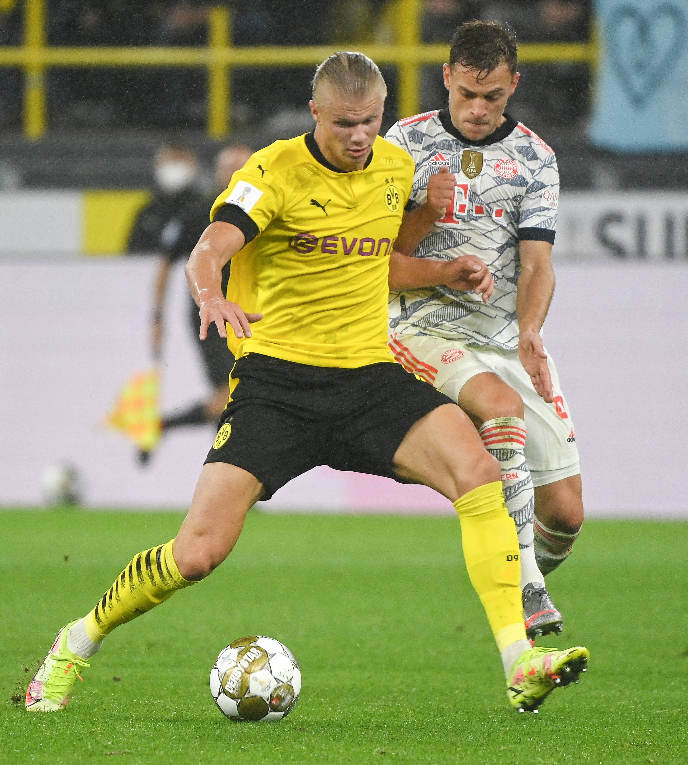 逐渐复苏！班凯罗低开高走贡献18分7篮板4助攻（状态回暖！班凯罗先抑后扬砍下18分7篮板4助攻）