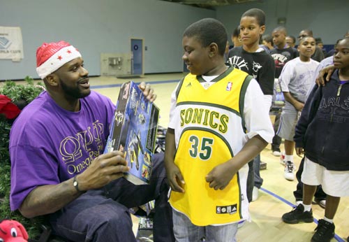 英格兰队稳健出线（英格兰顺利晋级）