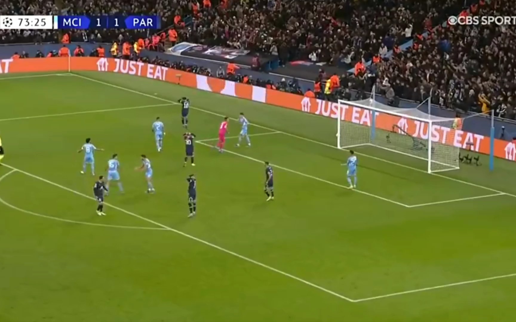 苏亚雷斯训练前讲话：降级责任在我，顺境和逆境我们都要接受（苏亚雷斯训练前发声：我愿承担降级责任，顺境逆境都要接受）